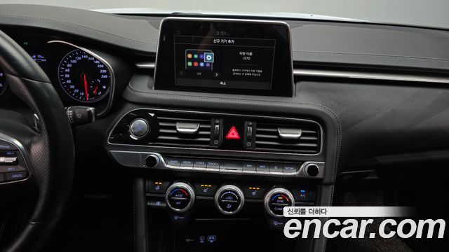 Genesis G70 2.0T Advanced 2019 — фото 14