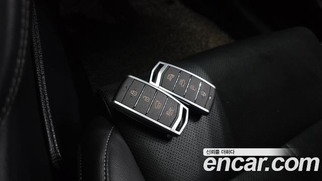 Genesis G70 2.0T Advanced 2019 — фото 17