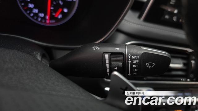 Genesis G70 2.0T Advanced 2019 — фото 28