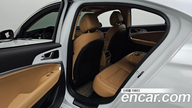 Genesis G70 Gasoline 2.5T 2WD 2025 — фото 26