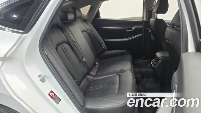 Hyundai Sonata (DN8) 2.0 Premium Plus 2022 — фото 11