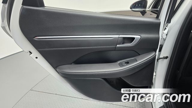 Hyundai Sonata (DN8) 2.0 Premium Plus 2022 — фото 25