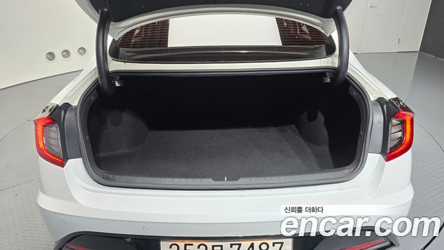 Hyundai Sonata (DN8) 2.0 Premium Plus 2022 — фото 32
