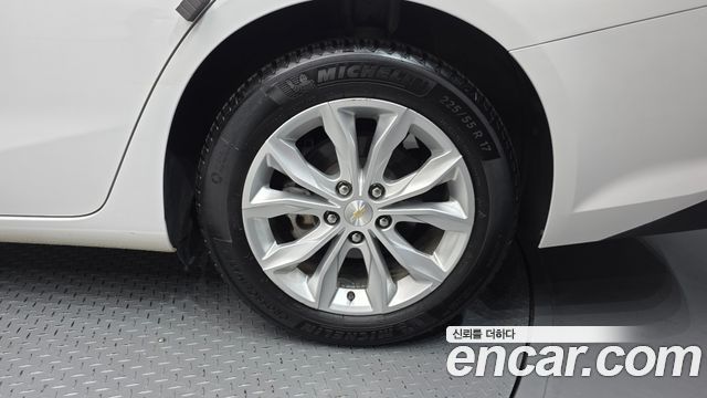Chevrolet Malibu 1.3 Turbo LT Deluxe 2020 — фото 21