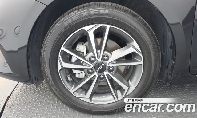 Kia K3 (II) 1.6 Prestige 2024 — фото 5