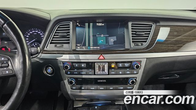 Genesis G80 2.2D AWD Premium Luxury 2019 — фото 17
