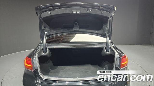 Kia K7 Premier 2.5 GDI Noblesse 2020 — фото 20