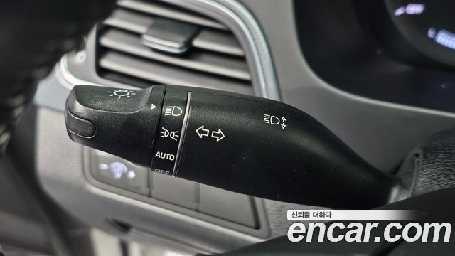 Hyundai Sonata Hybrid (LF) 2.0 HEV Modern 2016 — фото 28