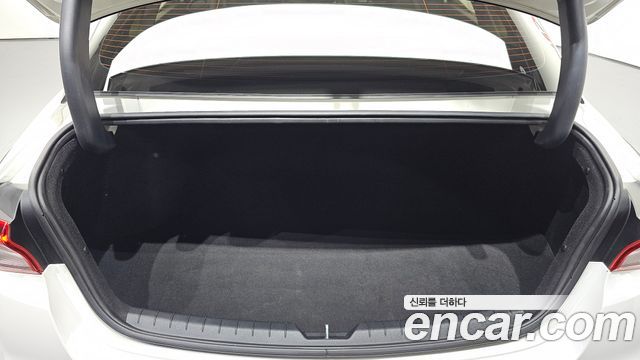 Kia K5 Hybrid (III) Noblesse 2020 — фото 17