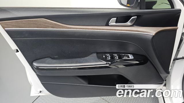 Kia K5 Hybrid (III) Noblesse 2020 — фото 24