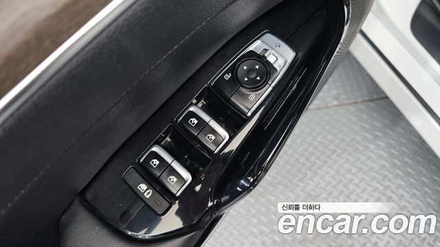 Kia K5 Hybrid (III) Noblesse 2020 — фото 28