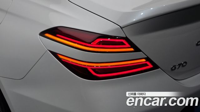 Genesis G70 Gasoline 2.0T 4WD 2021 — фото 23