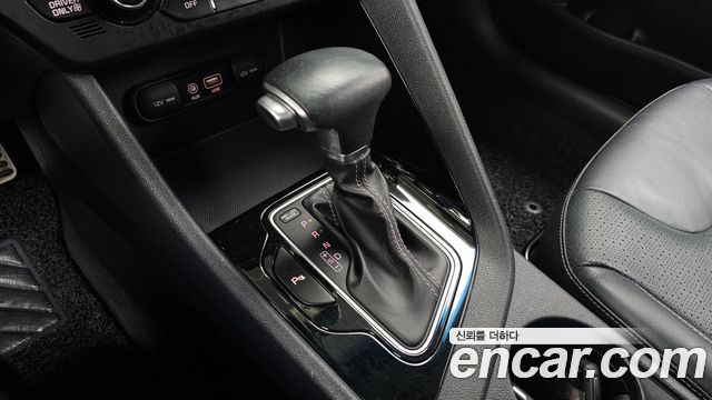 Kia Niro Noblesse 2017 — фото 9