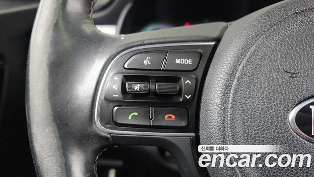Kia Niro Noblesse 2017 — фото 29