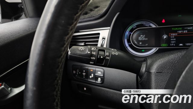 Kia Niro Noblesse 2017 — фото 34