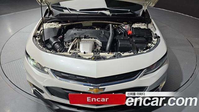 Chevrolet Malibu 2.0 Turbo LTZ Premium 2017 — фото 6
