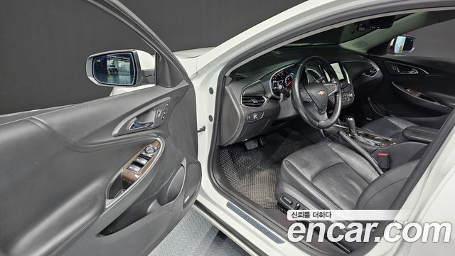 Chevrolet Malibu 2.0 Turbo LTZ Premium 2017 — фото 10