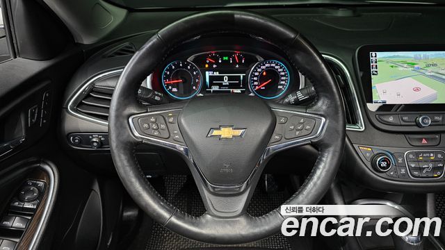 Chevrolet Malibu 2.0 Turbo LTZ Premium 2017 — фото 14