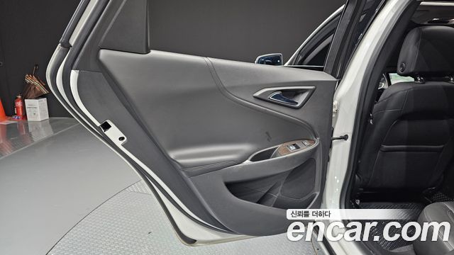 Chevrolet Malibu 2.0 Turbo LTZ Premium 2017 — фото 25