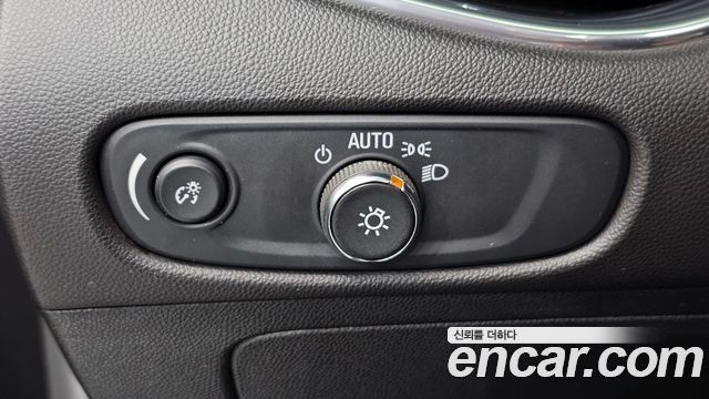 Chevrolet Malibu 2.0 Turbo LTZ Premium 2017 — фото 33