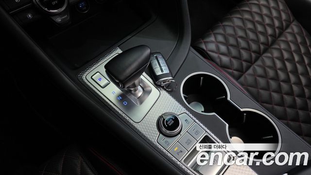 Genesis G70 Gasoline 2.0T 4WD 2022 — фото 9