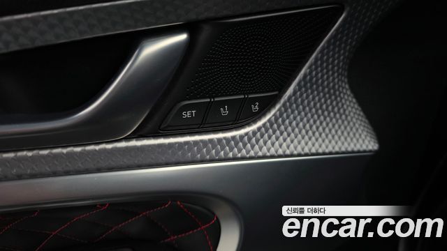 Genesis G70 Gasoline 2.0T 4WD 2022 — фото 28