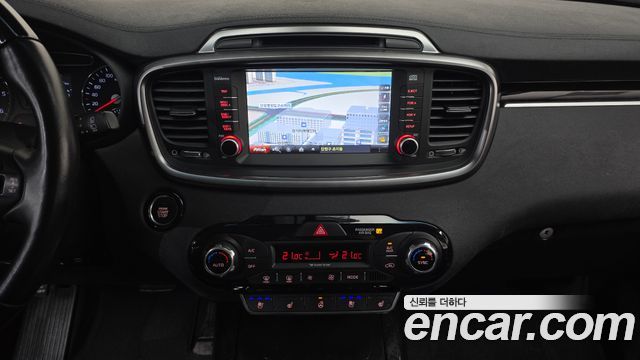 Kia Sorento Diesel 2.0 2WD Prestige 2016 — фото 19