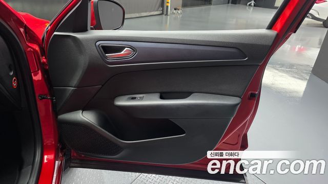 Renault Korea XM3 1.6 GTe LE 2022 — фото 25