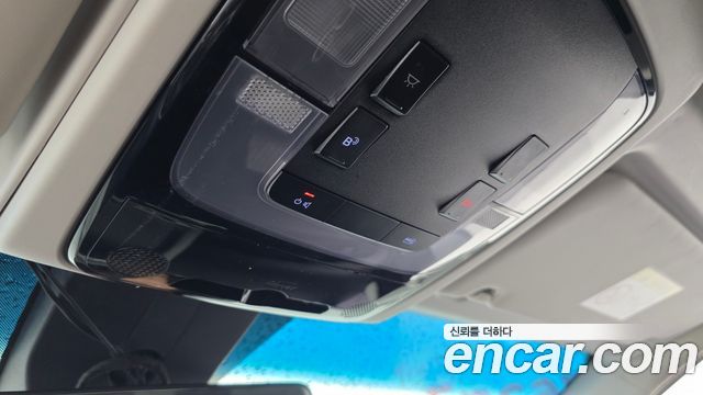 Hyundai Staria Cargo 3-Seater Modern 2022 — фото 16