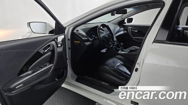 Hyundai Grandeur (HG) HG240 Luxury 2012 — фото 10