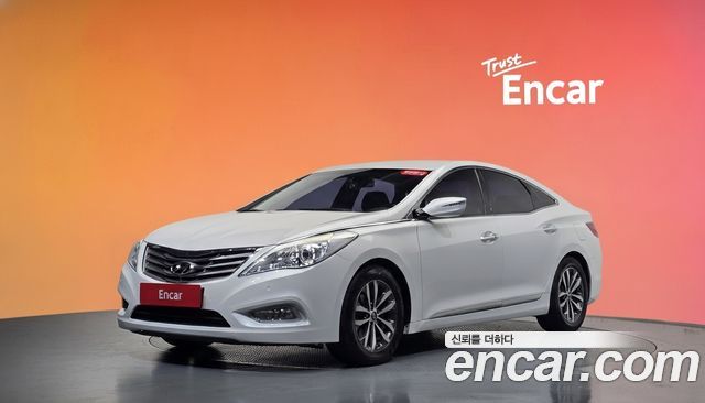 Hyundai Grandeur (HG) HG240 Luxury