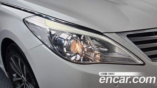Hyundai Grandeur (HG) HG240 Luxury 2012 — фото 22