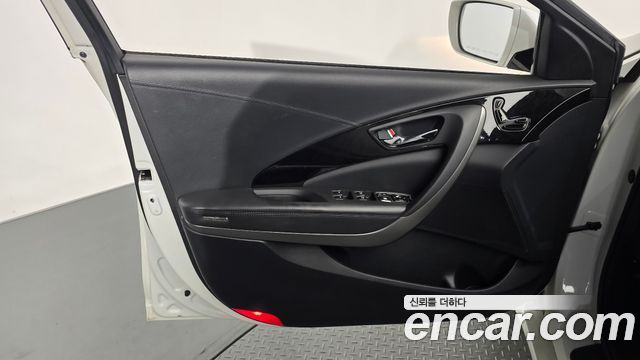 Hyundai Grandeur (HG) HG240 Luxury 2012 — фото 24