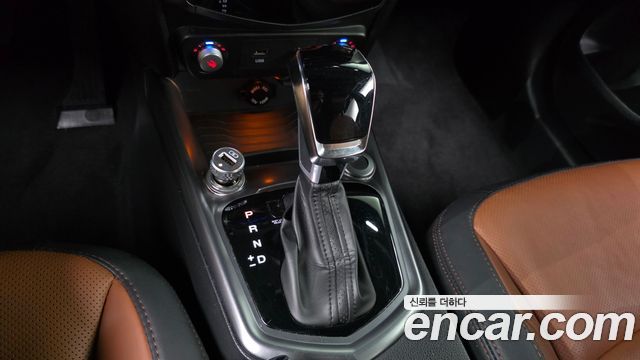 KG Mobility (SsangYong) Tivoli Armor Gear Plus 2WD 2019 — фото 9