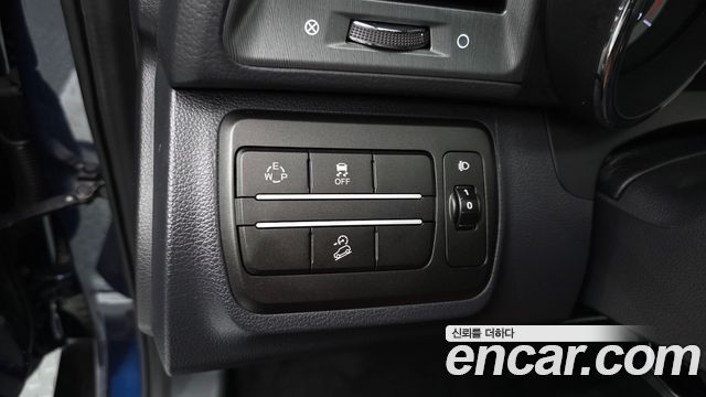 KG Mobility (SsangYong) Tivoli Armor Gear Plus 2WD 2019 — фото 27