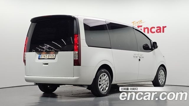 Hyundai Staria Cargo 5-Seater Modern 2023 — фото 2