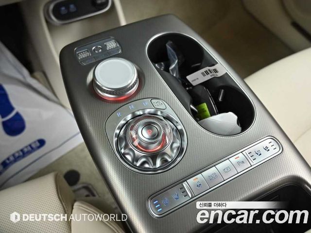 Genesis GV60 Standard 2022 — фото 17