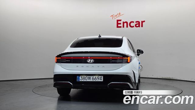 Hyundai Sonata The Edge (DN8) 2.0 Exclusive 2024 — фото 4