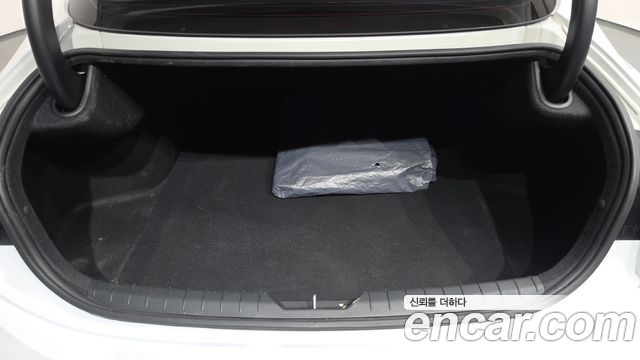 Hyundai Sonata The Edge (DN8) 2.0 Exclusive 2024 — фото 36