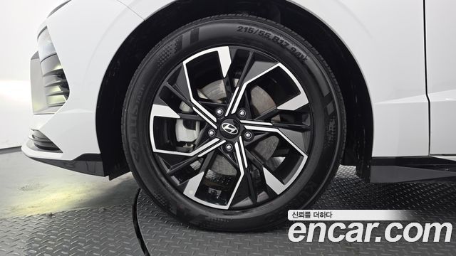 Hyundai Sonata The Edge (DN8) 2.0 Exclusive 2024 — фото 38