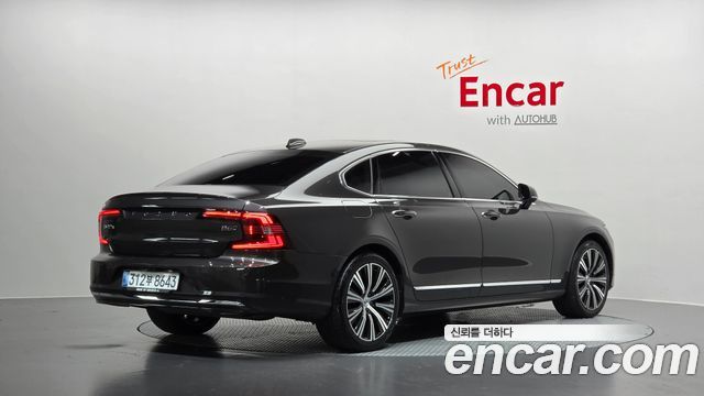 Volvo S90 B5 Ultimate Bright 2023 — фото 2