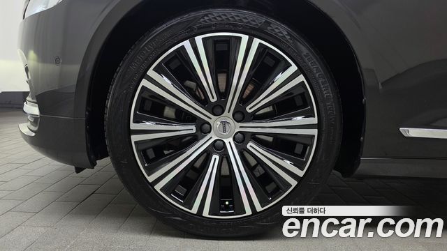 Volvo S90 B5 Ultimate Bright 2023 — фото 5