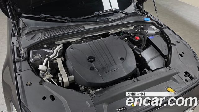 Volvo S90 B5 Ultimate Bright 2023 — фото 6