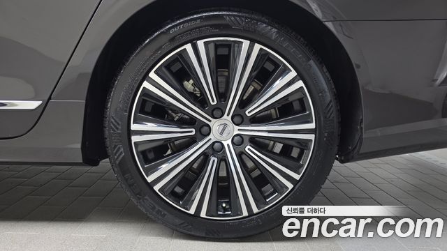 Volvo S90 B5 Ultimate Bright 2023 — фото 21