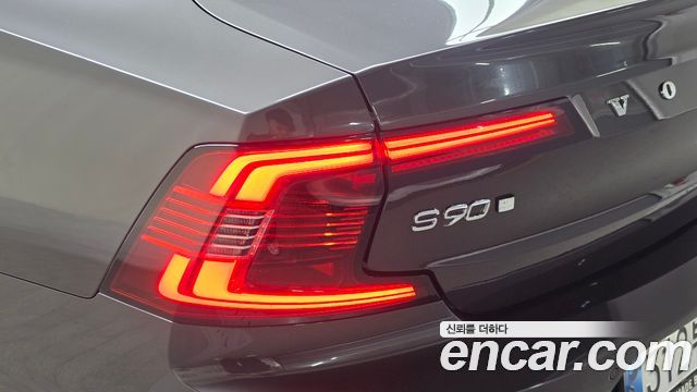 Volvo S90 B5 Ultimate Bright 2023 — фото 23
