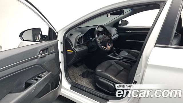 Hyundai Avante (AD) 1.6 Smart 2019 — фото 10