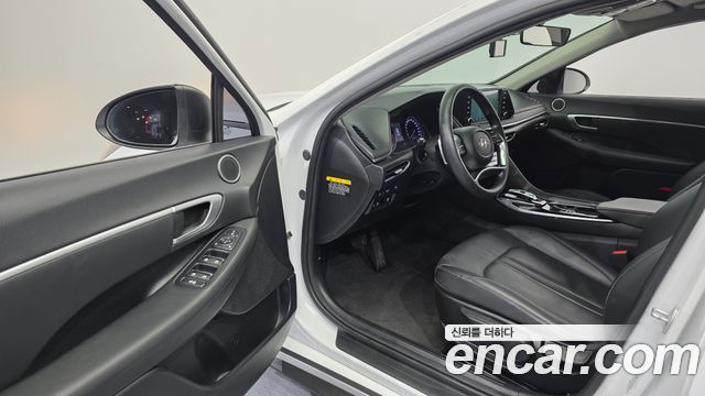 Hyundai Sonata (DN8) 2.0 LPG(rental car) Style 2020 — фото 10