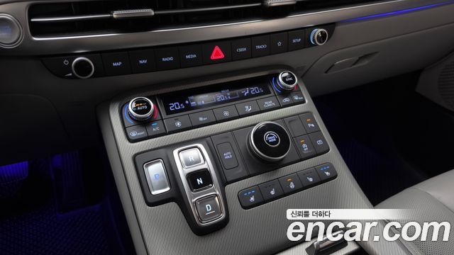 Hyundai Palisade Diesel 2.2 2WD Le Blanc 2024 — фото 9