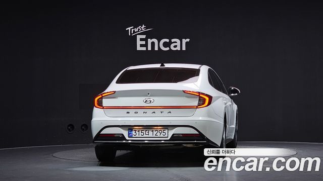 Hyundai Sonata (DN8) 2.0 LPG(rental car) Premium 2023 — фото 4