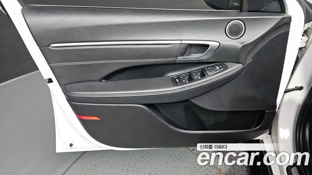 Hyundai Sonata (DN8) 2.0 LPG(rental car) Premium 2023 — фото 24